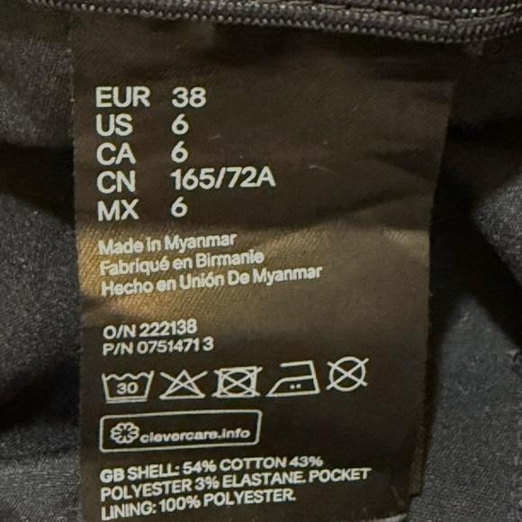 H&M Dark Navy Blue Women's Pants with pockets sliming sz 6 - Picture 9 of 10